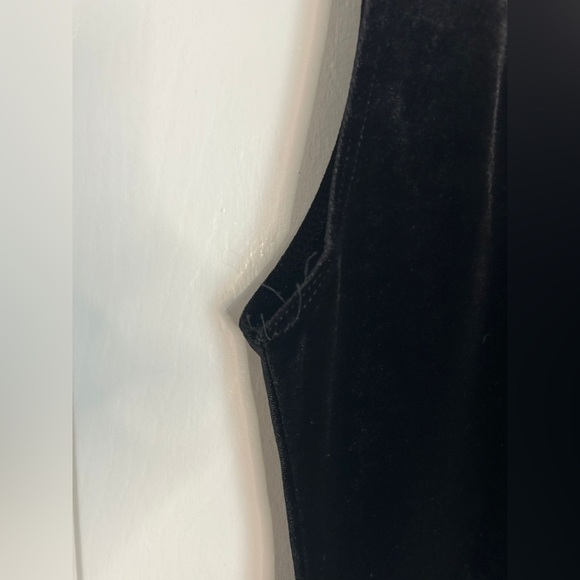 Black Velvet Scoop Neck Tank Top Bodysuit Size Medium (0309) - Picture 5 of 7
